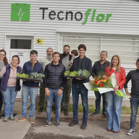 Lousteau y Nicoletti visitaron a productores frutihortícolas platenses