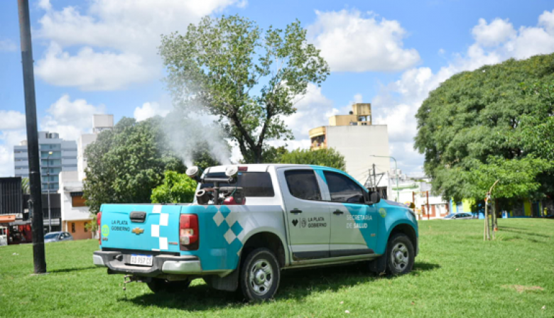 Este viernes continúa el plan de fumigación en distintos barrios de La Plata