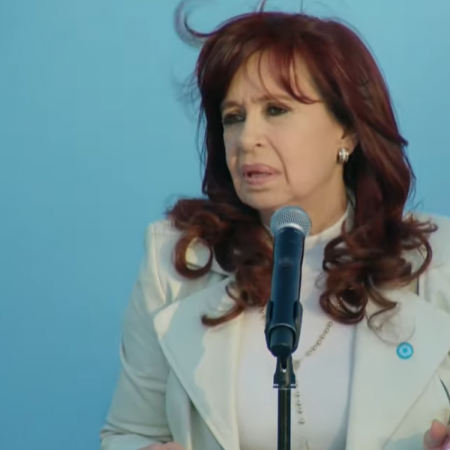 Cristina Kirchner a Javier Milei: “no tenés superávit, no es cierto” dijo