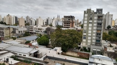 Jornada con probabilidad de tormentas y una máxima de 33 grados en AMBA