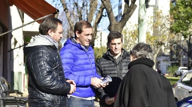 Garro encabezó un nuevo timbreo: “Los vecinos nos piden que sigamos por este camino, ven importantes cambios y mejoras en la ciudad”