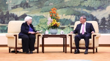 Primer ministro chino se reúne con secretaria del Tesoro estadounidense