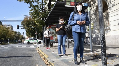 Avanza la demarcación en paradas de colectivos para garantizar el distanciamiento social