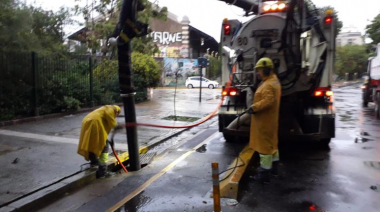 La Ciudad de Buenos Aires intensifica las tareas de control y desobstrucción de pluviales ante el alerta de fuertes lluvias