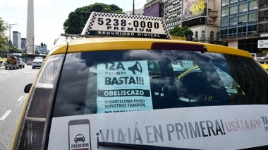 Los taxistas se declararon en alerta y movilización contra "explotación y precarización de Uber"