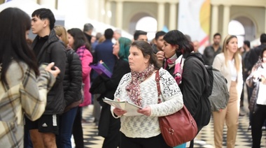 Inserción laboral en La Plata: cientos de jóvenes talentos locales participaron de la “Expo Empleo”