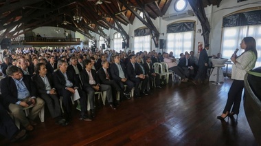 Vidal encabezó reunión de gabinete ampliado en la República de los Niños, y Salvador arengó para "reforzar el compromiso"