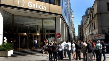 Bancarios: Gremio y cámaras acordaron aumento de 29% para este año, con inicial de 92 mil pesos