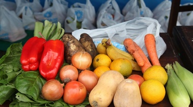 Siguen los precios accesibles en productos de la canasta básica tras un nuevo acuerdo en el Mercado Central