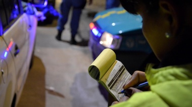 Comuna secuestra 26 motos tras operativo de control vehicular en Parque Alberti