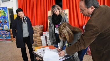 Lotería y Telekino entregaron una tonelada de alimentos tras haber otorgado el premio mayor