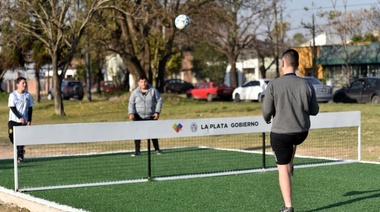 Plazas y parques de la ciudad sumarán nuevas canchas de básquet y fútbol tenis