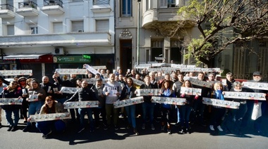 Rumbo a las PASO: UCR platense encabezó un “bajo puerta” masivo para alcanzar a sus más de 30 mil afiliados