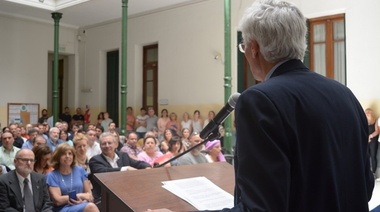 UNLP: Ingeniería reconoció la trayectoria de Docentes y Nodocentes