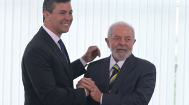 Presidente de Paraguay afirma que prosiguen negociaciones con Brasil para fijar tarifa de Itaipú