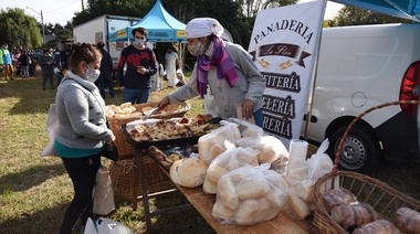 La Feria Itinerante de La Plata, una acción que acerca buenos precios a los vecinos de diferentes barrios