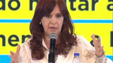 Cristina Fernández: "Las sentencias se escriben en los medios"