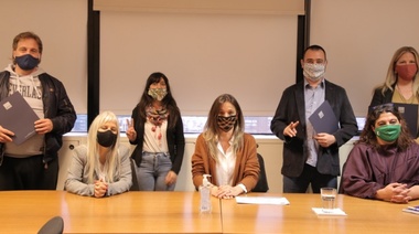 Malena Galmarini se reunió con concejales de San Isidro para presentarles el plan de reactivación de obras