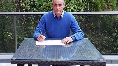Claudio Frangul firmó como primer candidato a diputado por la UCR platense