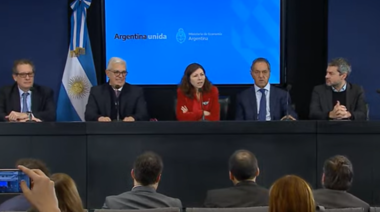 Batakis: “creo en el equilibrio fiscal” y dijo que “se mantiene el acuerdo con el FMI”