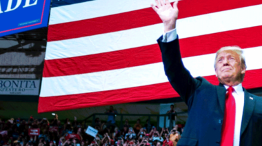 Trump triplica en intención de voto a DeSantis en interna republicana en EEUU, según encuesta