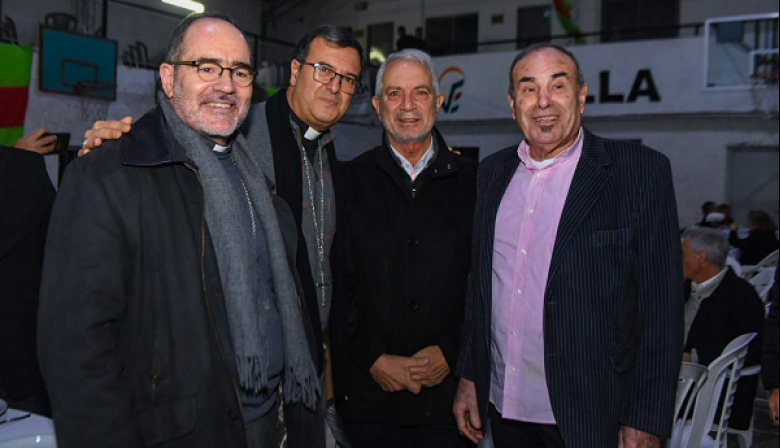 Alak participó de la Cena de la Federación de Instituciones y aseguró que “son el motor social de la Ciudad”