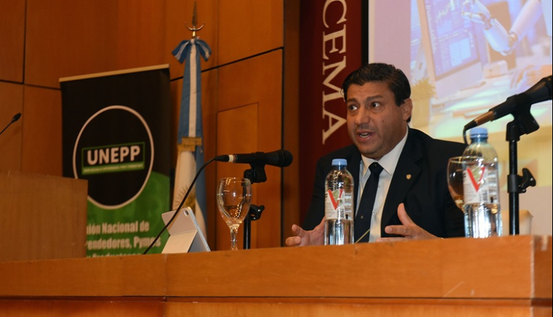 Diputados y economistas debaten sobre el futuro laboral y tributario: Chumpitaz advierte que el sector privado fue aplastado en la Argentina del pasado