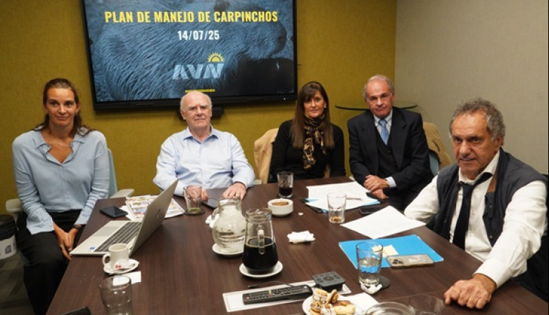 Scioli se reunió con técnicos de la Asociación Vecinal Nordelta en búsqueda de soluciones para la población de carpinchos