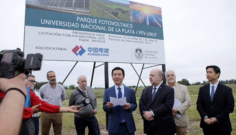 La UNLP ya construye su Parque Solar y será la primera de Latinoamérica en tener autoabastecimiento energético
