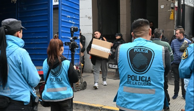 La Policía de la Ciudad desalojó un hotel clausurado hace 9 años que fue tomado en Constitución