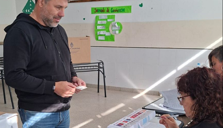 Hourcade: “Votar es la forma más directa de hacernos escuchar y fortalecer la democracia”