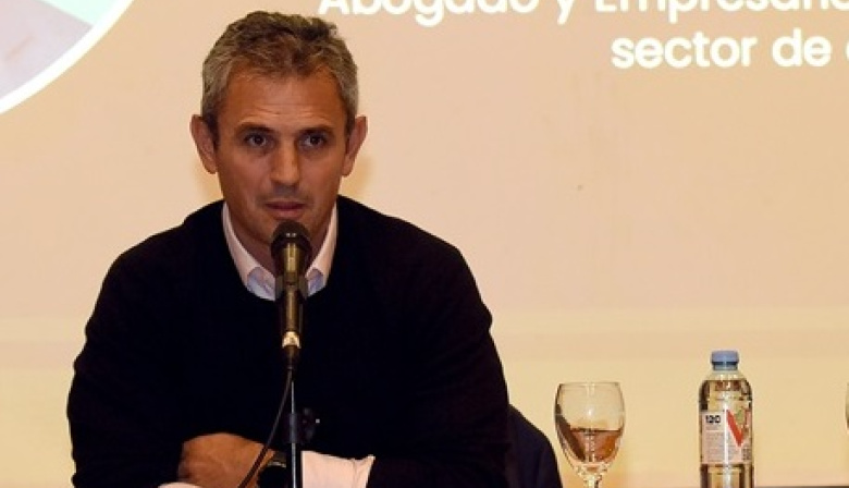 Martín Menem dijo que no hay “interna” con Santiago Caputo, y consideró que son “diferencias de criterio”