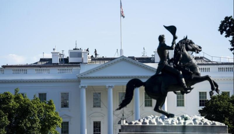 Casa Blanca califica de "acto hostil y político" plan de Amazon de mostrar costos arancelarios