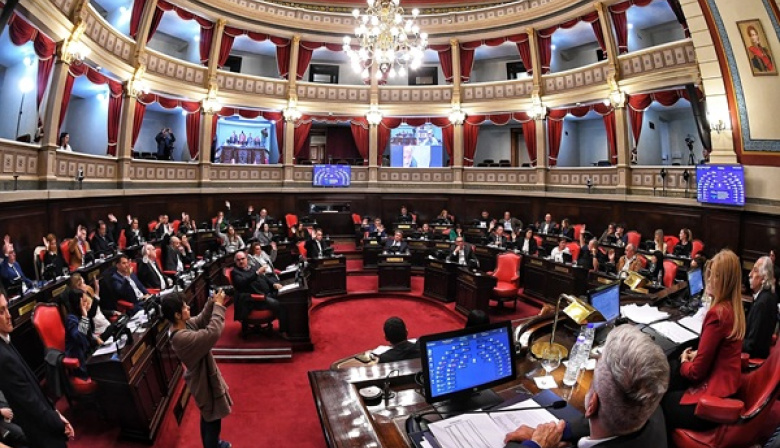 Tilos y diagonales: Los emprendedores y pymes deben ser parte de la agenda, porque hoy están ausentes