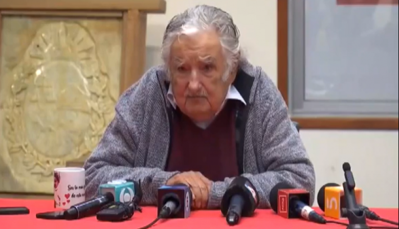 José “Pepe” Mujica anunció que tiene un tumor en el esófago