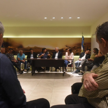 Alak se reunió con excombatientes de Malvinas para avanzar en una agenda de políticas soberanas
