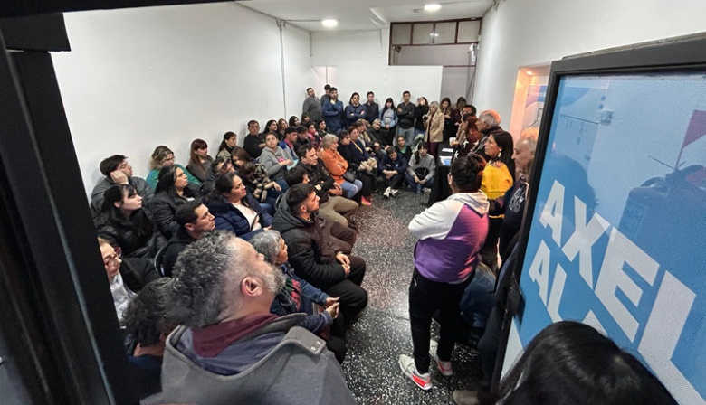 Fuerza Patria La Plata inició una campaña de cercanía con fuerte presencia en todas las localidades y barrios de la ciudad