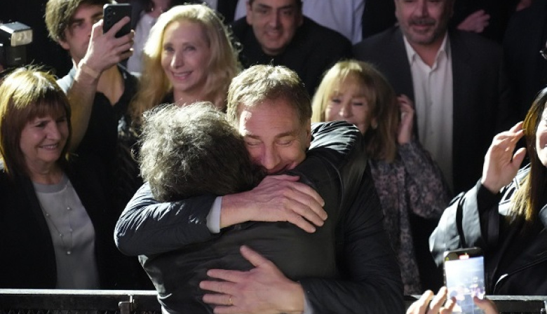 Caos libertario en la boleta: Espert renuncia pero su cara sigue, Reichardt primera, Santilli hace campaña