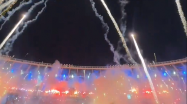 Clausura del Estadio de Racing Club por uso de pirotecnia en el partido contra Corinthians