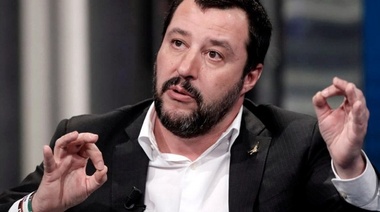 Italia: La derecha y el Cinco Estrellas amenazan volver a votar si Mattarella veta ministro de Economía