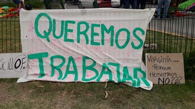 Propietarios de casitas infantiles protestan en la Autopista (Mientras PBA autoriza fiestas de 200 personas)