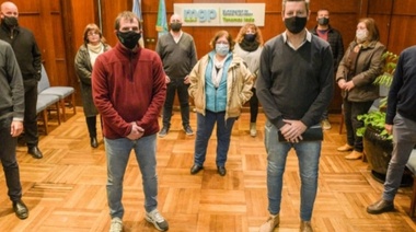 Mar del Plata extiende la prueba piloto de cafeterías, pádel y pesca