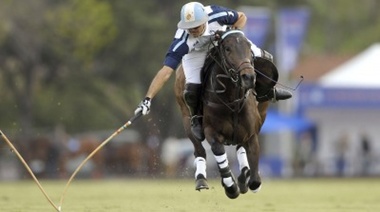 La Dolfina enfrenta a La Aguada por el Abierto Argentino de polo