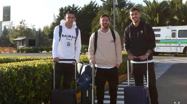 Messi llegó desde París junto a Di Maria y Paredes para lucir la camiseta argentina en Eliminatorias