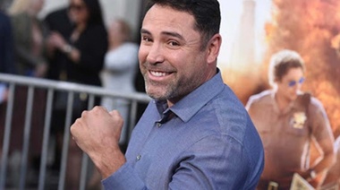 El regreso de De la Hoya toma forma: Recibió permiso del estado de California