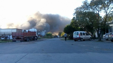 Incendio en Mafissa: Humo se dispersa hacia nordeste y no hay peligrosidad