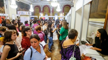 CABA: 1800 mujeres participaron de la primera Expo Empleo Barrial, edición mujer