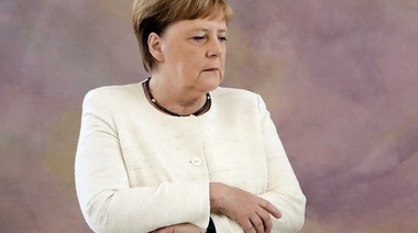 Merkel felicita a sus rivales por triunfo electoral y crecen chances de que su bloque ceda el poder