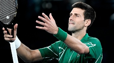 El serbio Djokovic quiere agigantar su leyenda en la final de Roland Garros ante el griego Tsitsipas