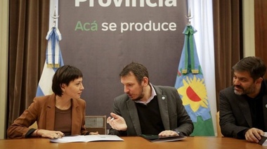 Quilmes: Mayra Mendoza firmó nuevo acuerdo de leasing para adquirir 15 vehículos